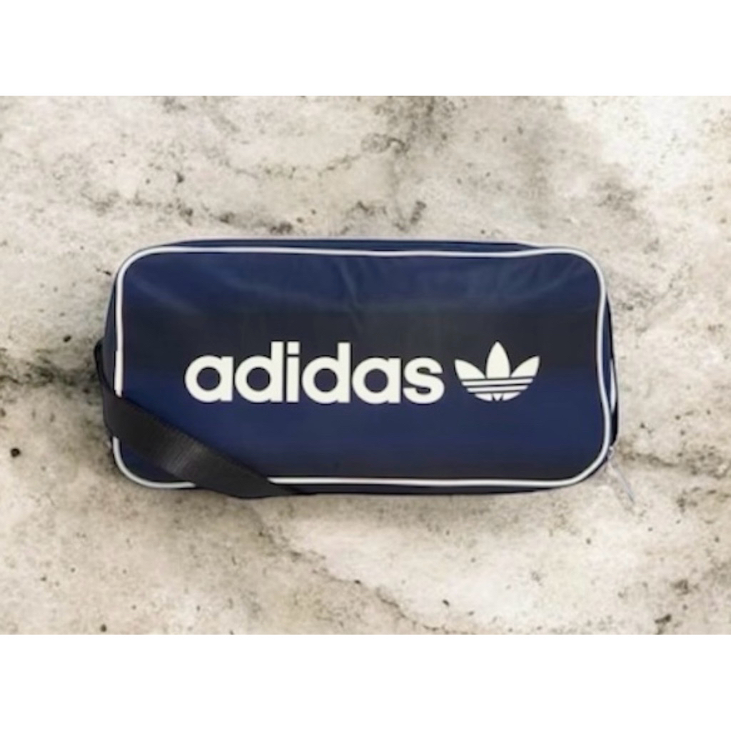 CB BOOTBAG กระเป๋ารองเท้าฟุตบอลแบบสะพายข้าง