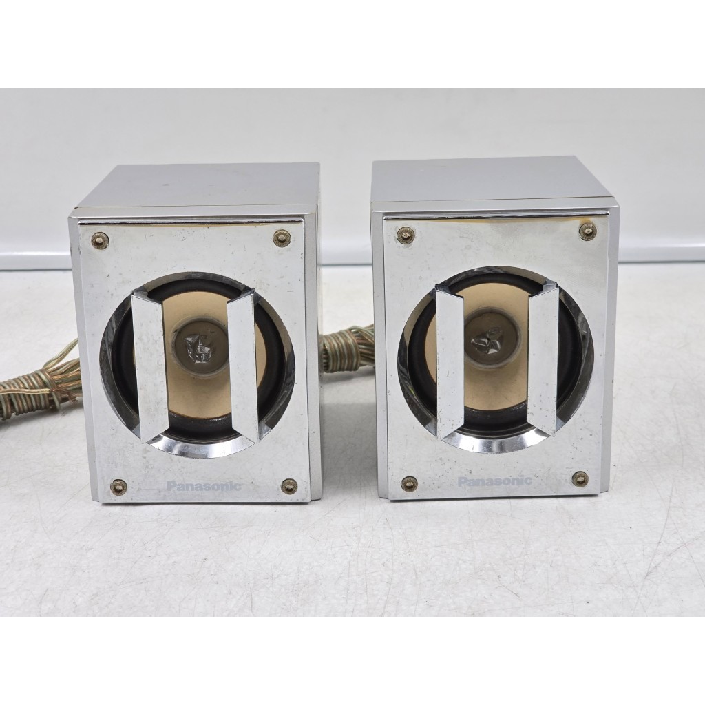 BI39 ลำโพงญี่ปุ่นมือสอง 1 คู่ (321) PANASONIC SB-SV1 15W 6 โอห์ม Woofer 2 นิ้ว Size ตู้ 8x9.5x10CM ต