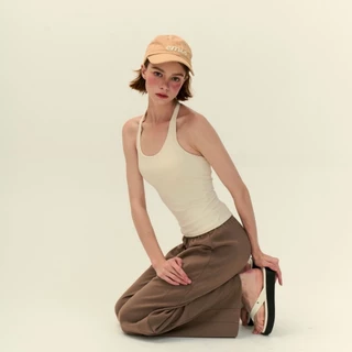 Healthyattitude.bkk - Sculpt Halter Tank เสื้อคล้องคอ เปิดหลัง