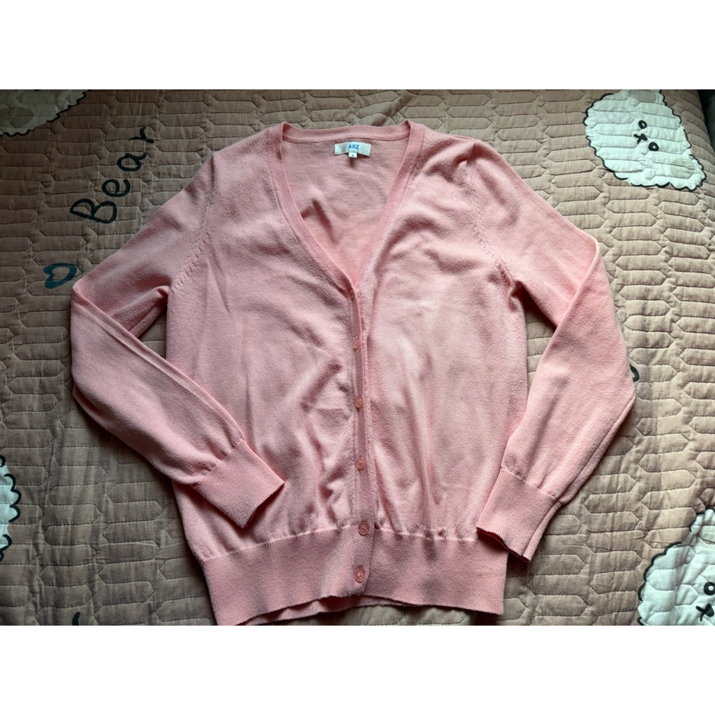 เสื้อคลุมกันหนาวสีชมพู แบรนด์ AIIZ