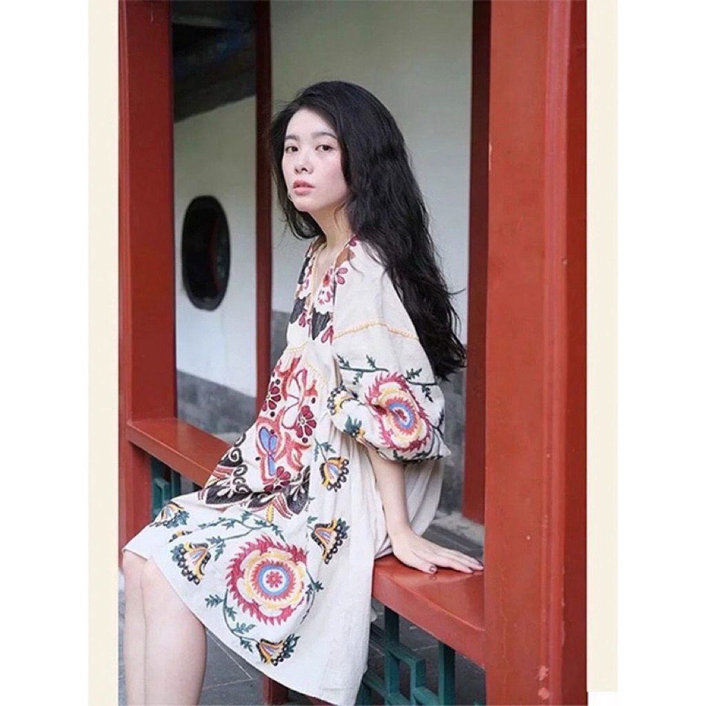 เดรสดีเทลงานปักลายทั้งชุด แบรนด์ Sirin Studio