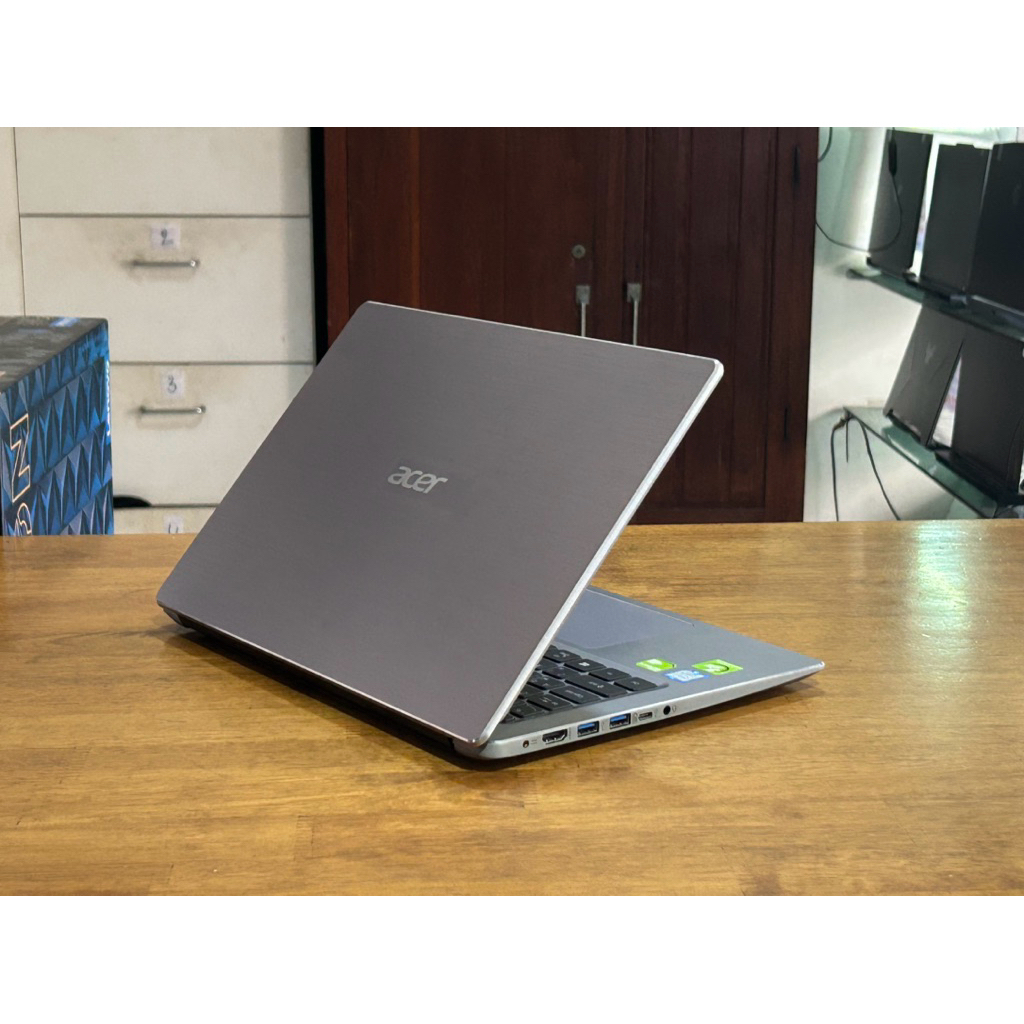 Acer Swift3 SF314-56G-589T i5-8265U Ram8GB มีไฟใต้คีย์บอร์ดสีขาว