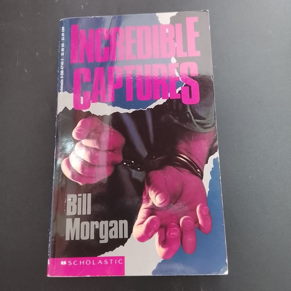 #Pocketbook ปกอ่อนมือสอง : Incredible Captures Bill Morgan