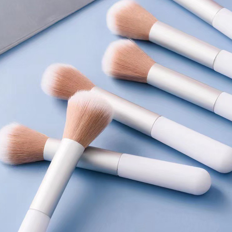 BRUSH-CHEEK🍳แปรงปัดแก้ม 1 ชิ้น อันเล็กขนาดพกพา น่ารัก แปรงแต่งหน้า ขนนิ่ม ไม่บาดหน้า ขนหนานุ่มแน่นเนียนกริบ🍳