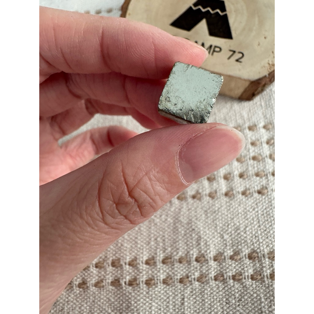 พร้อมส่ง ถ่ายจากสินค้าจริง หินแท้100% ไพไรต์ pyrite#P32