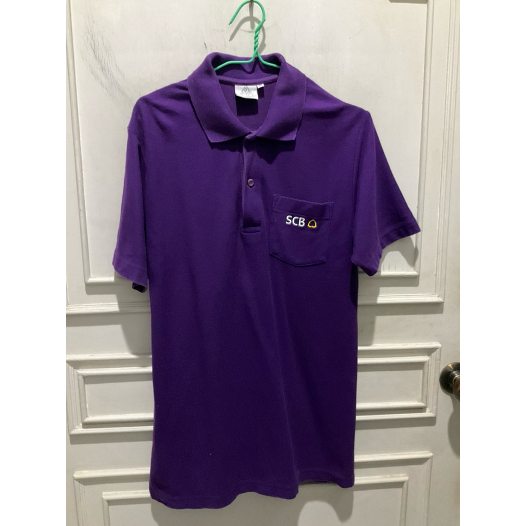เสื้อโปโลแขนสั้น SCB ธนาคารไทยพาณิชย์ สีม่วง มือสอง ไซด์ M อก 38 ยาว 28 นิ้ว