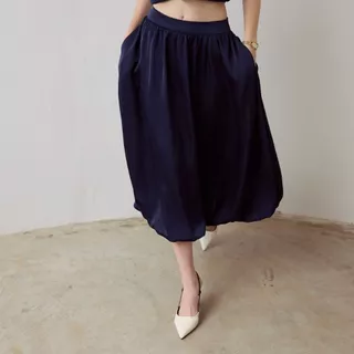 MAVE กระโปรงรุ่น Lyra balloon skirt สี CREAM,BLACK,MIDNIGHT BLUE