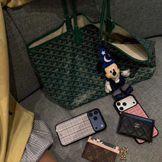 เคสไอโฟน (แม่เหล็ก) แบรนด์ Inajam | Tartan | Love me
