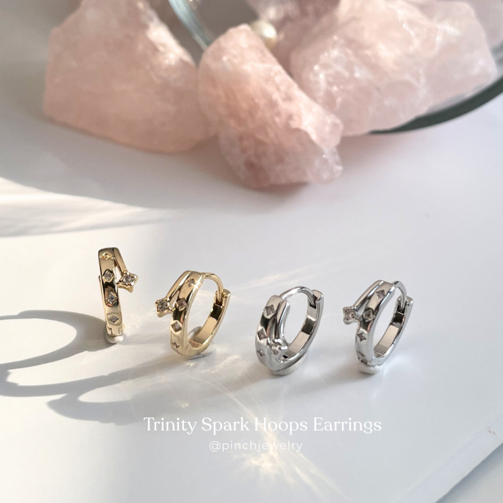 Pinch Trinity Spark Hoops Earrings (ขนาดห่วง 8 mm)