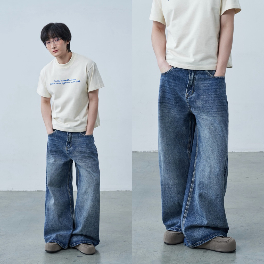 Relaxed Jeans in Mid Blue กางเกงยีนส์ทรงตรงขากระบอกกว้าง A9