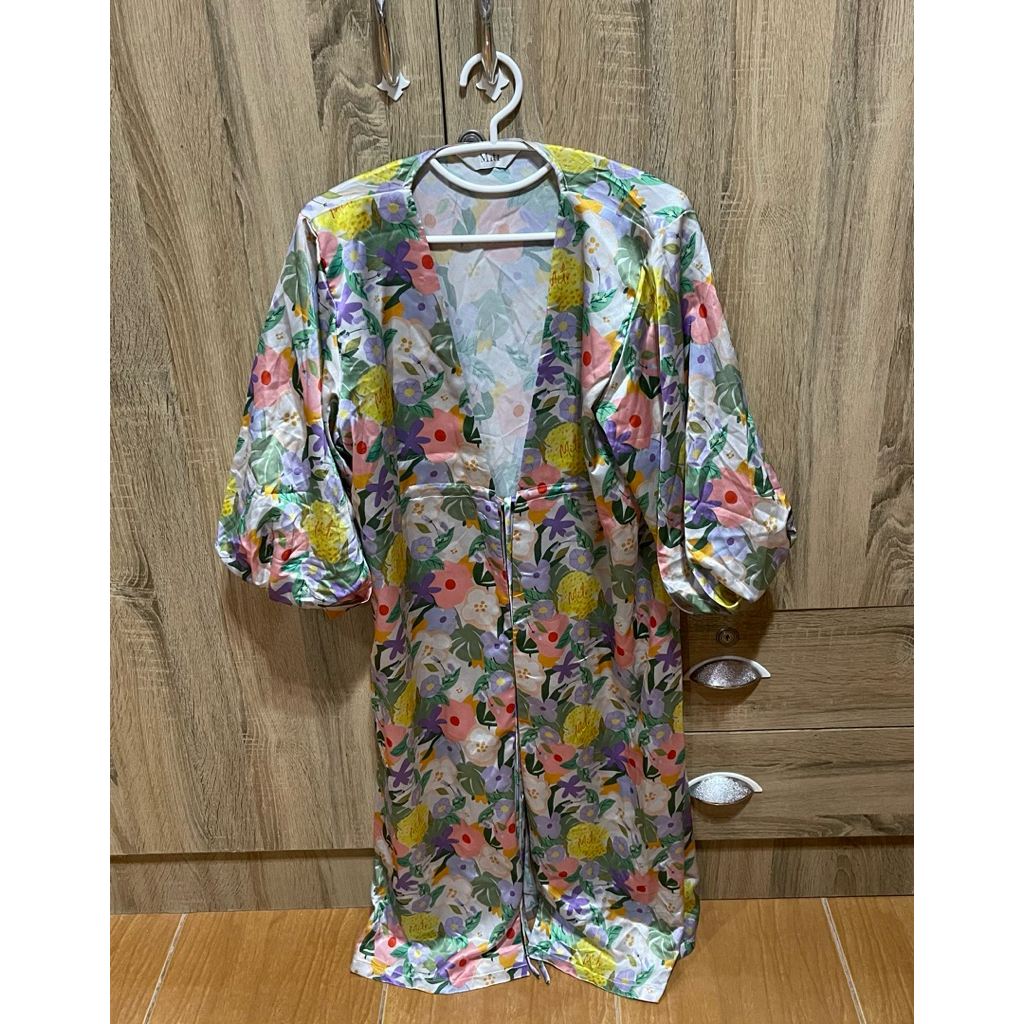 Mitr💯 freesize เสื้อคลุม