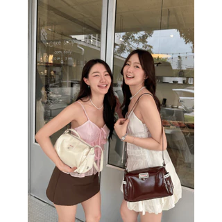 Amour Mini Bag กระเป๋าสะพายข้างและCrossbody หนังPU Premium มาพร้อมดีเทลลูกไม้สุดน่ารัก💌 asissy.club