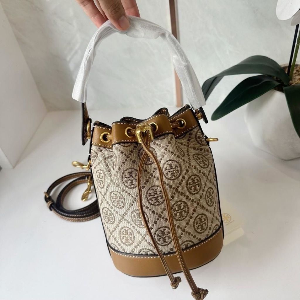 พร้อมส่ง กระเป๋าสะพายข้าง มินิ T0ry Burch สีน้ำตาล ทรงจีบ ใบเล็ก น่ารัก ผู้หญิง