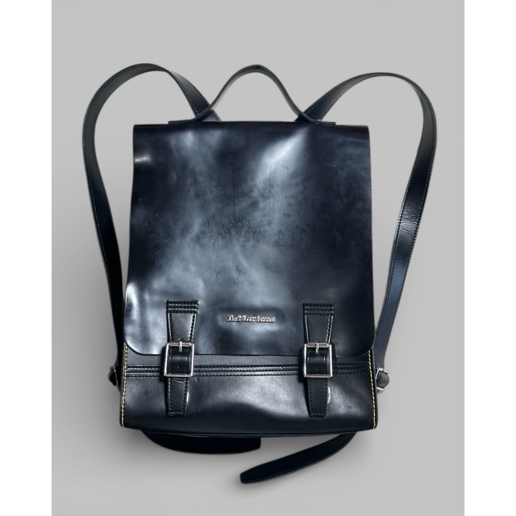 Dr Martens Black Leather Boxy Backpack Satchel Yellow Stitching Rare กระเป๋า Dr Martens ของแท้