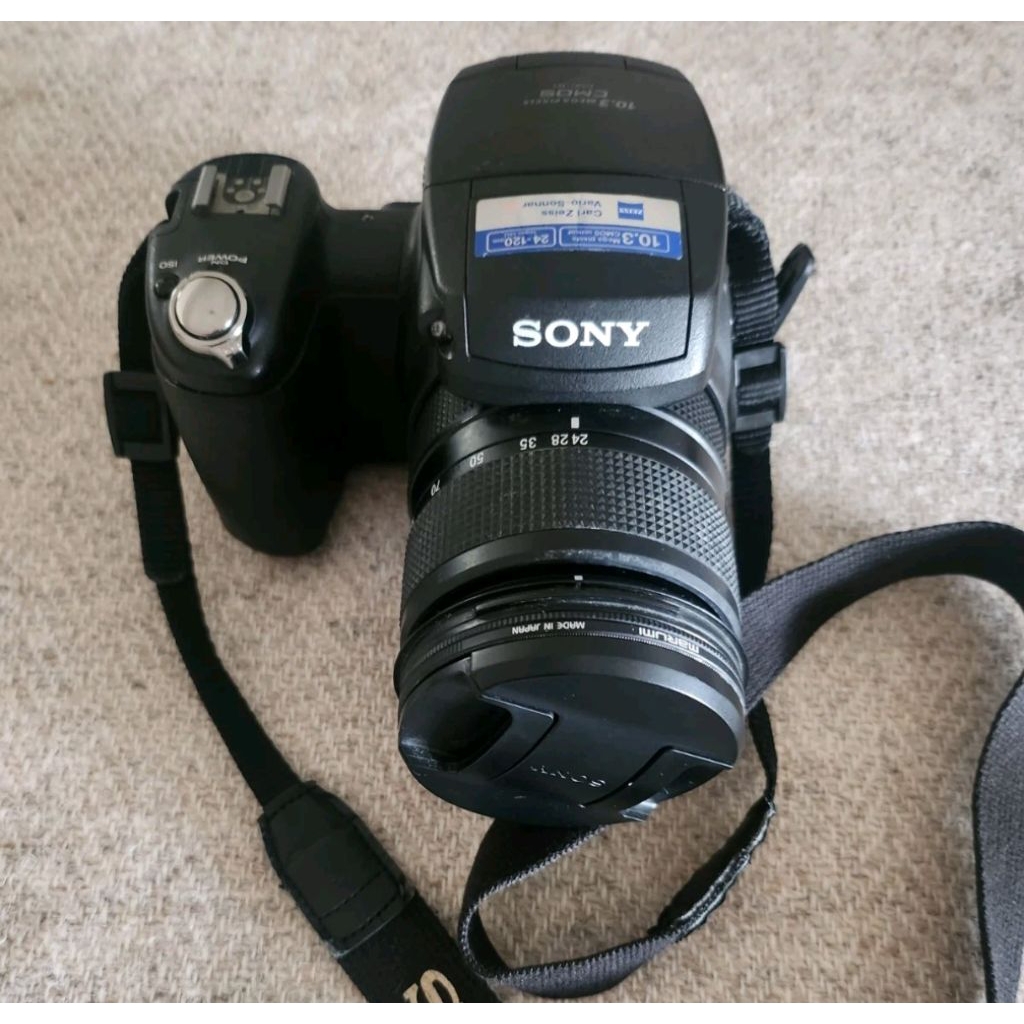 Sony Cyber-shot DSC-R1