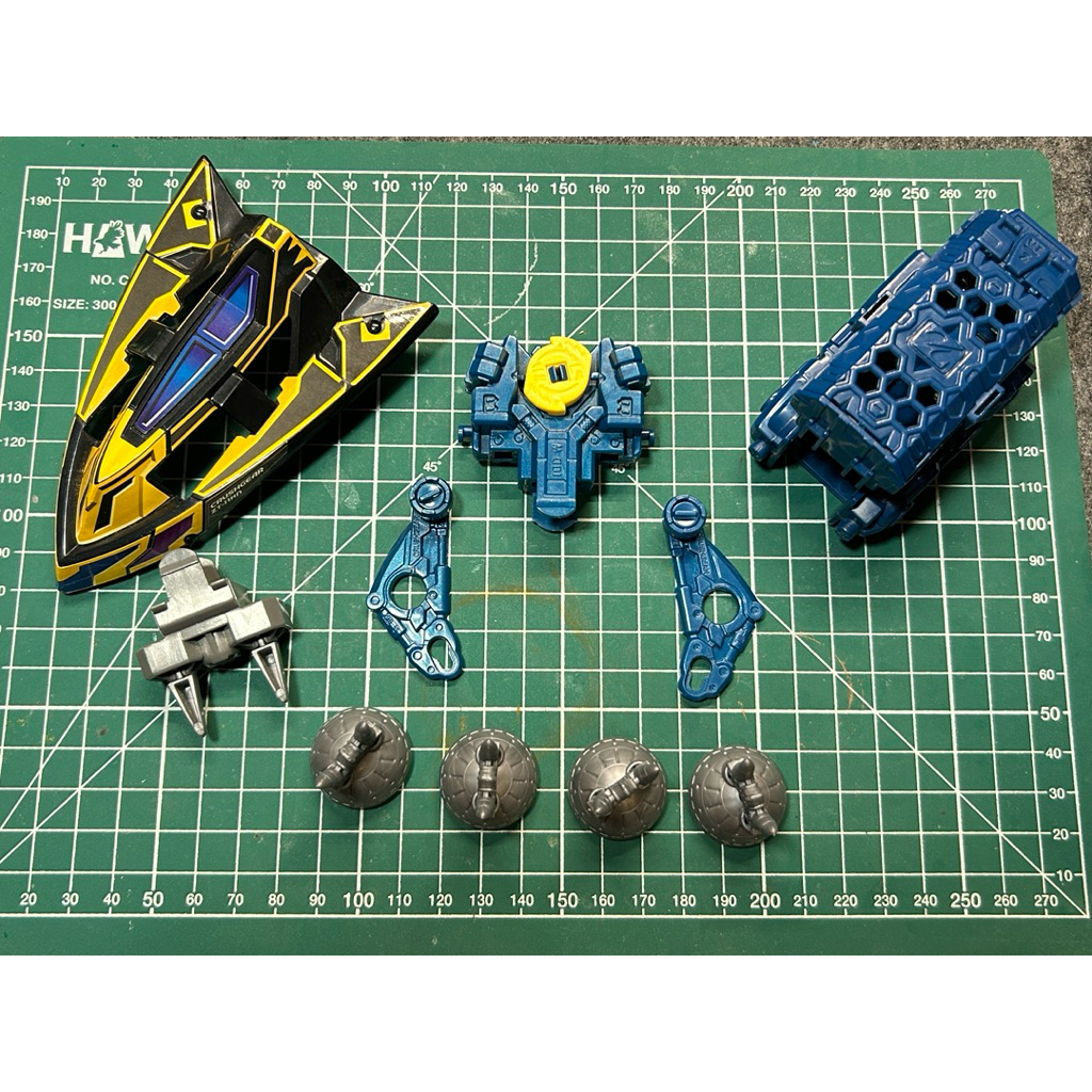 Crush Gear ชิ้นส่วนต่างๆ