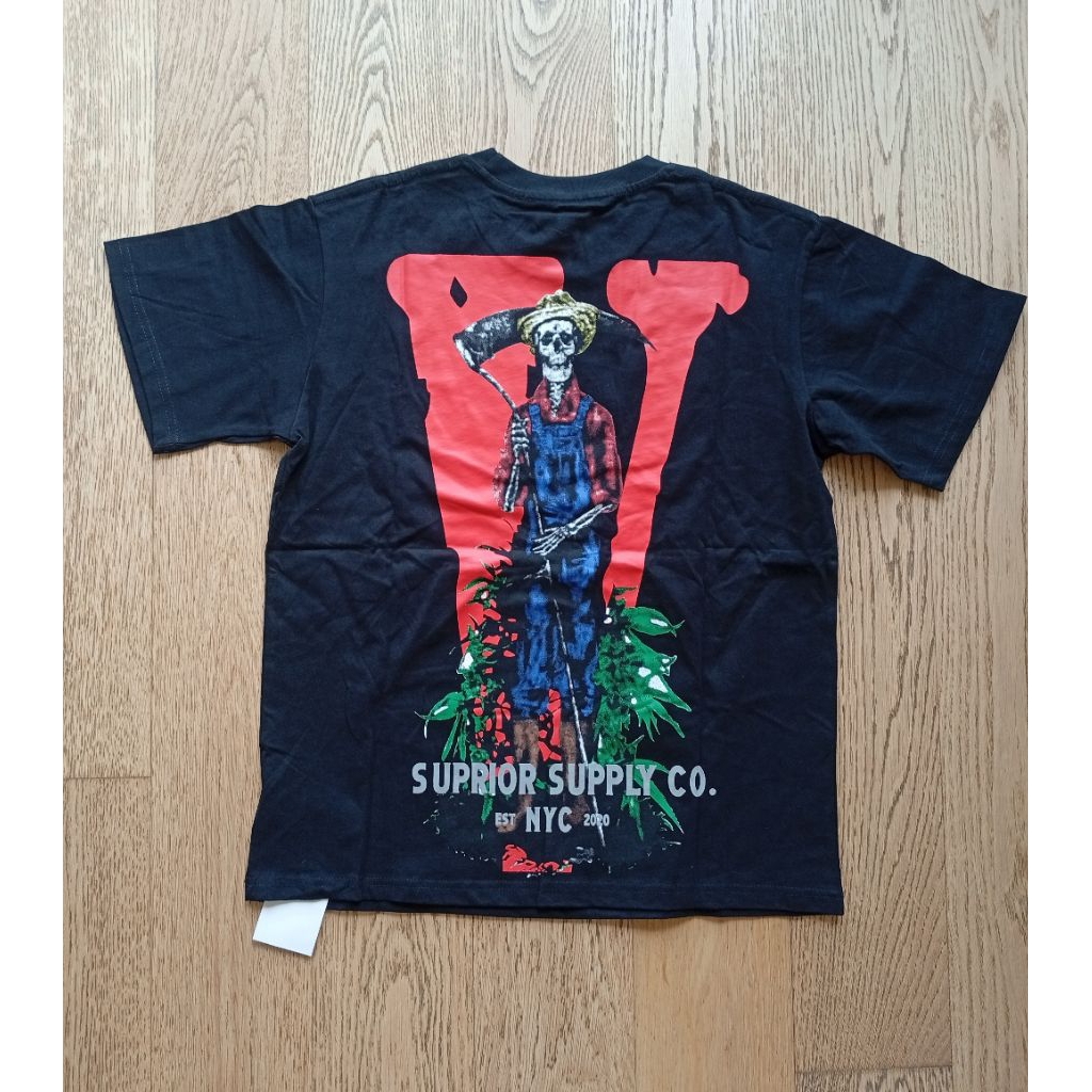 [ใหม่ป้ายครบ] เสื้อยืด Vlone Farms x Gate Keeper Farmer T-Shirt (Black) Size S - งานตัวแพง หายาก!