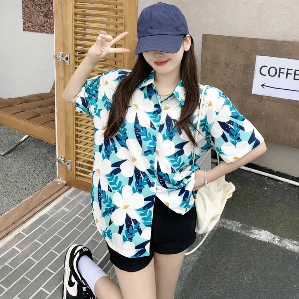 เสื้อฮาวายลายดอก ปกเชิ้ตแขนสั้น กระดุมหน้า ผ้าไหมอิตาลี ใส่ได้ทั้งชายหญิง thumbnail 7