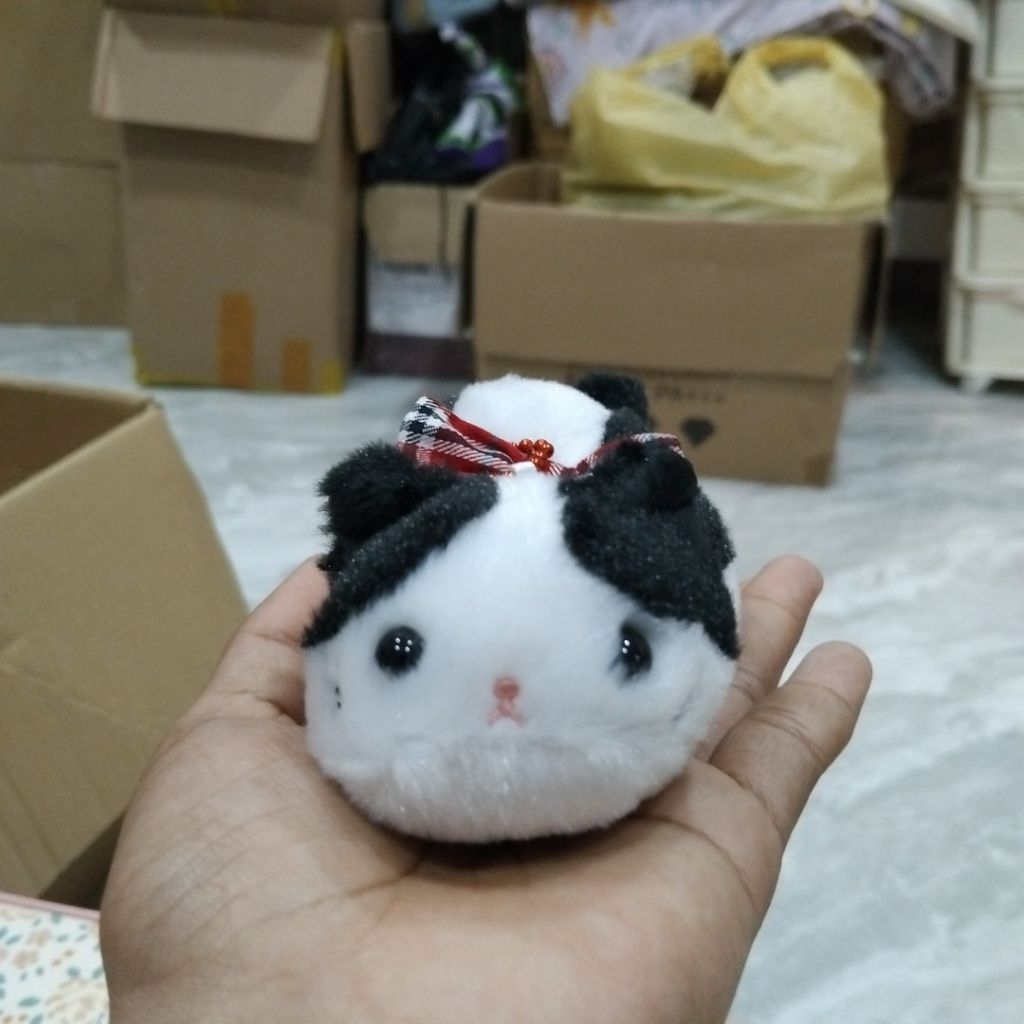 ตุ๊กตาแมวจากคอลเลกชัน Tsuchineko ของแบรนด์ Amuse จากประเทศญี่ปุ่น