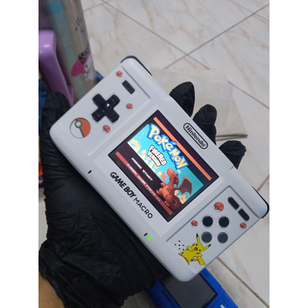 NINTENDO GAMEBOY MACRO XL