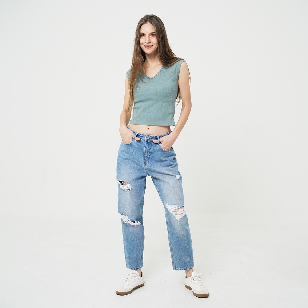 DAVIE JONES WOMEN [BE FEARLESS] เสื้อยืดผู้หญิง Short Sleeve V-Neck T-Shirt สีเขียวอมเทา BA0021 ราคา ถูกที่สุด ดีลบีเคเค แกลเลอรีภาพที่ 4