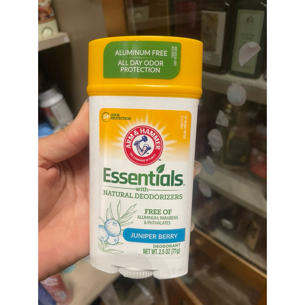Arm & Hammer Essentials Deodorant กลิ่น Juniper Berry 71g.