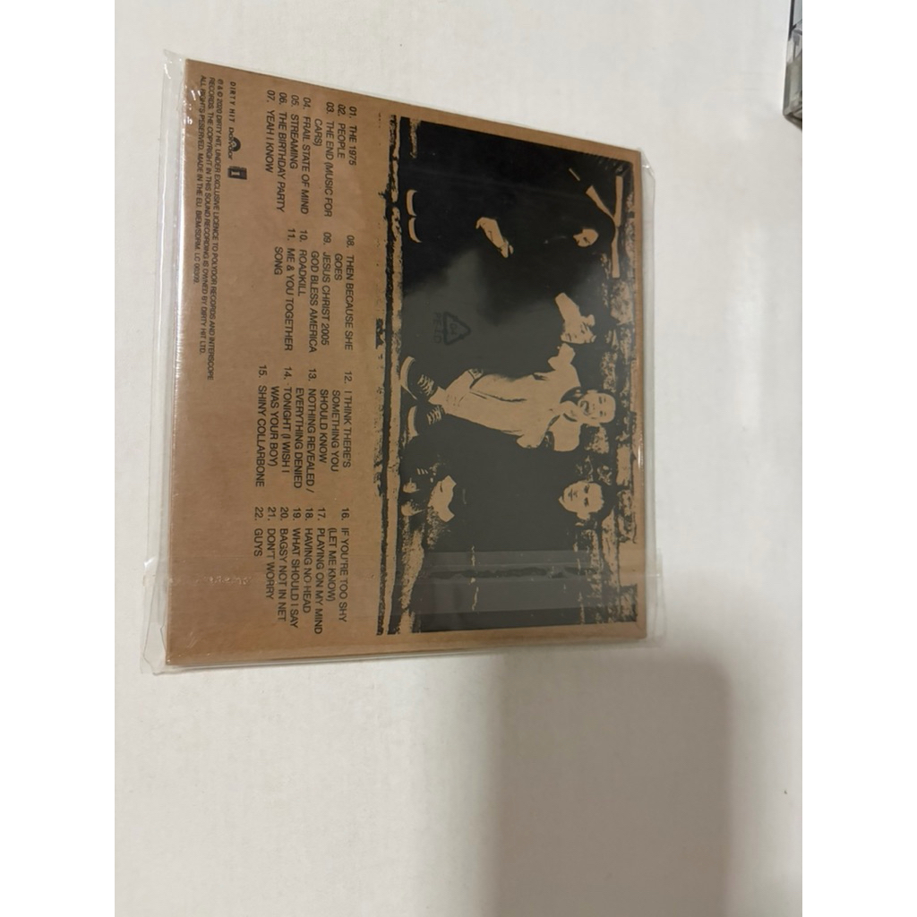 CD วง The 1975 ใหม่ยังไม่แกะซอง