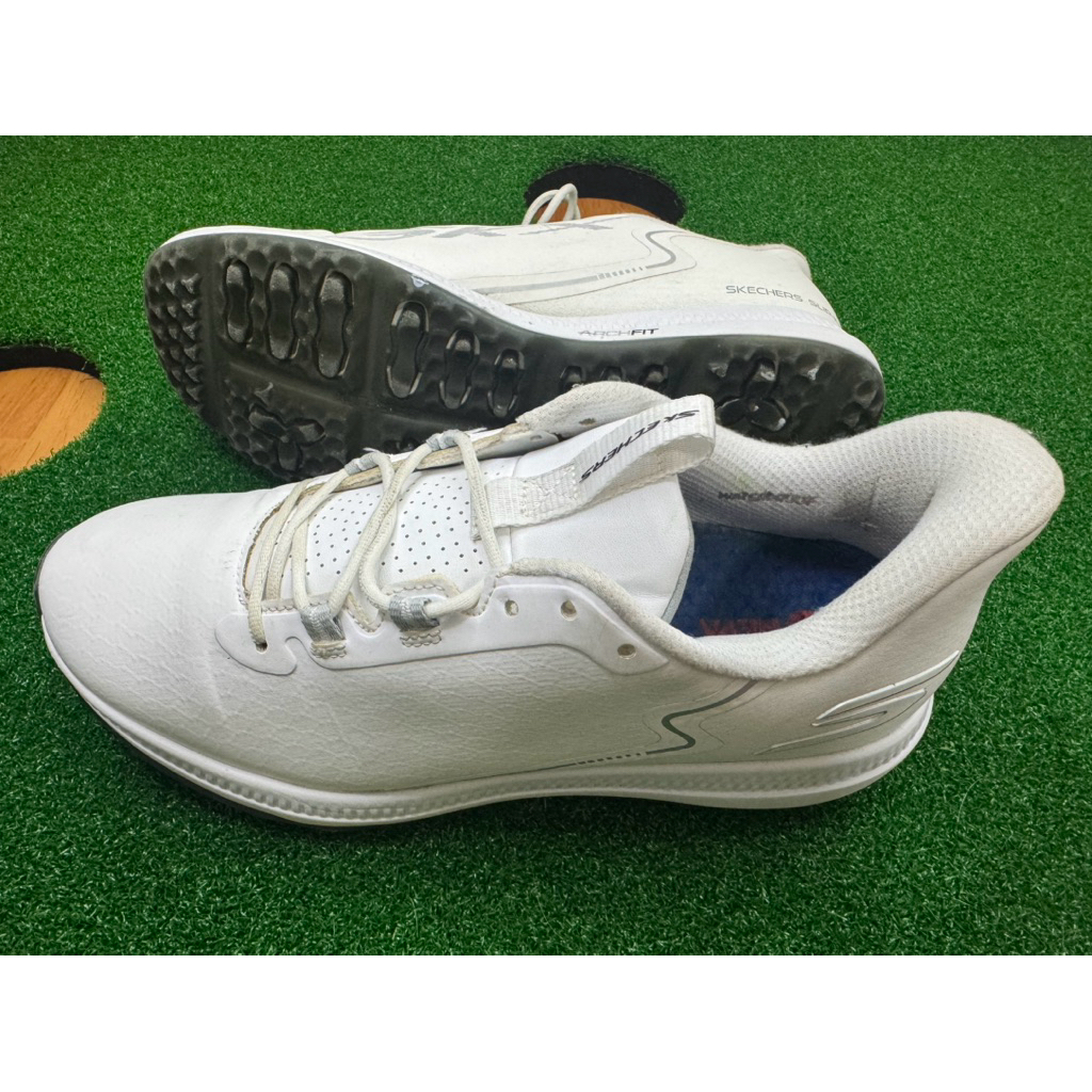 รองเท้ากอล์ฟ Skechers Slip-ins GO GOLF Elite 6 สีขาวแบบไร้ปุ่ม (Spikeless) มือสอง ไซส์ 42/265  (รหัส
