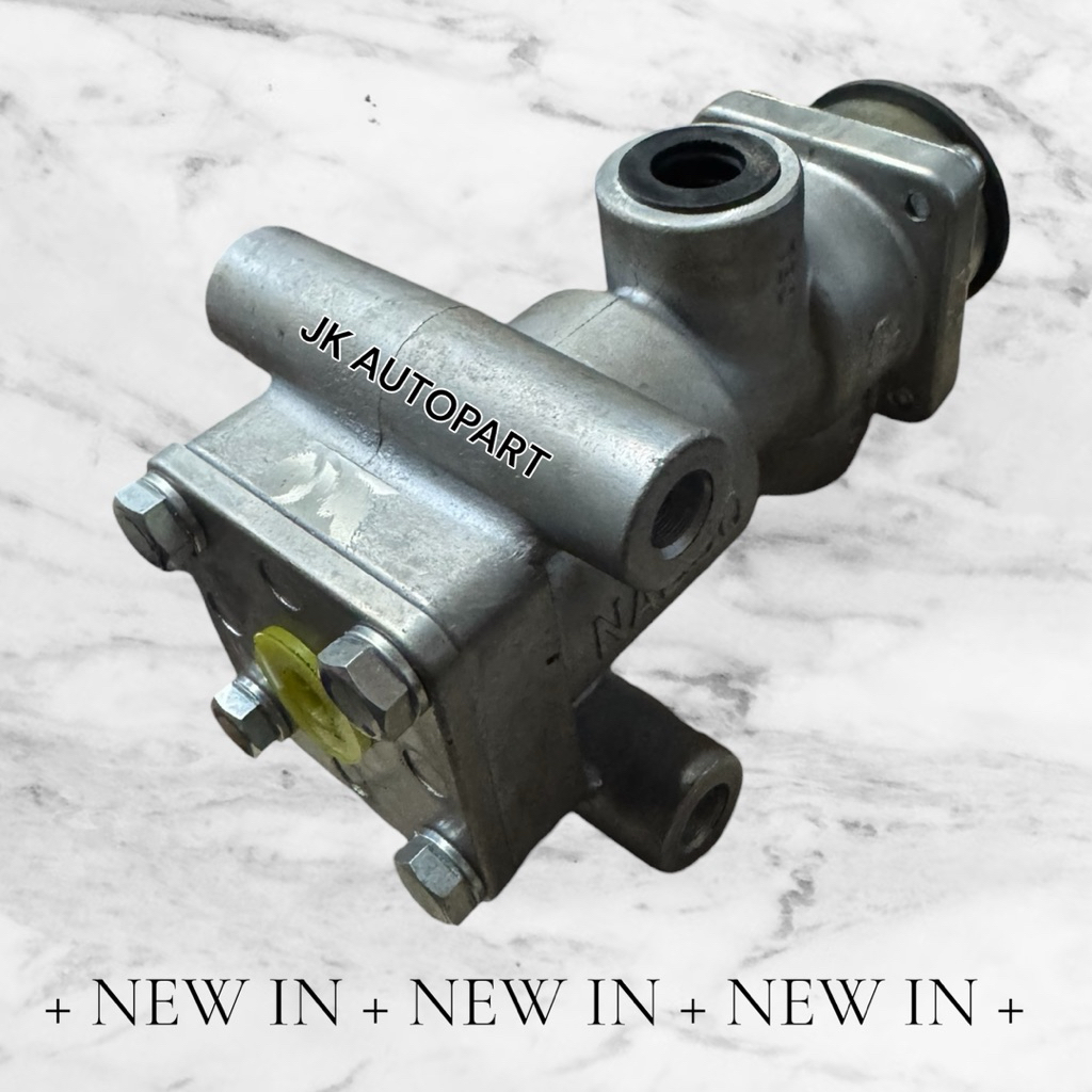 วาล์วแยกลมหลังเก๋ง NISSAN UD CW 290HP 45289-Z2000 แท้ๆเบิกศูนย์ (0329-0137 HNEC) วาล์วจ่ายลมนิสสัน/O