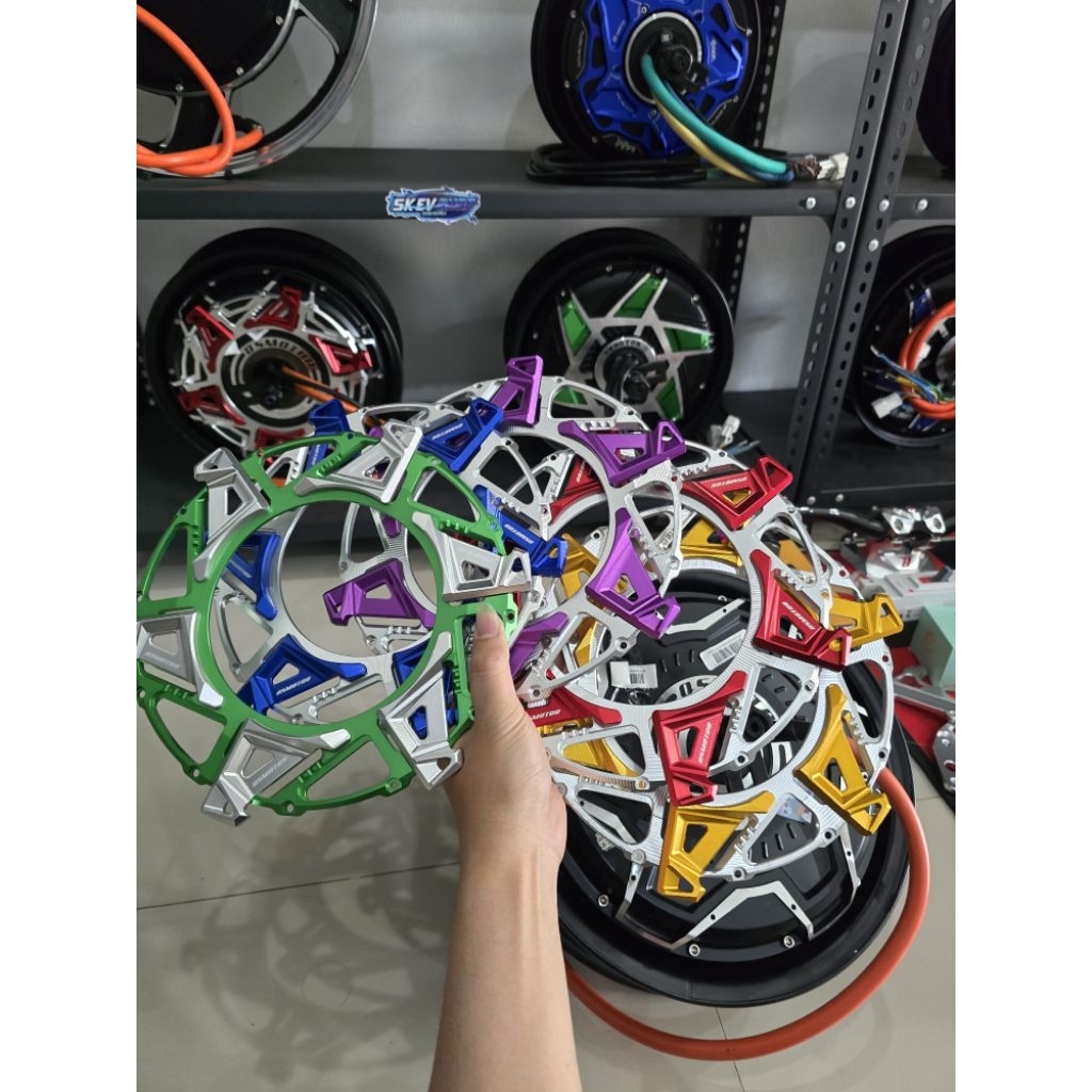 QS Motor 5000W V.6 ฮับมอเตอร์12นิ้ว สำหรับรถมอเตอร์ไซว์ไฟฟ้า ความเร็วสูงสุด180Gps+ สายแยก (พร้อมจัดส