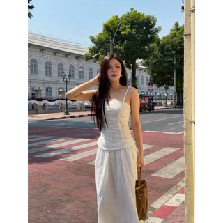 Belle Top (kakki) เสื้อสายเดี่ยว ซับในทั้งตัว ปรับสายได้ ผ้าคัตตอล เสื้อเก็บทรง