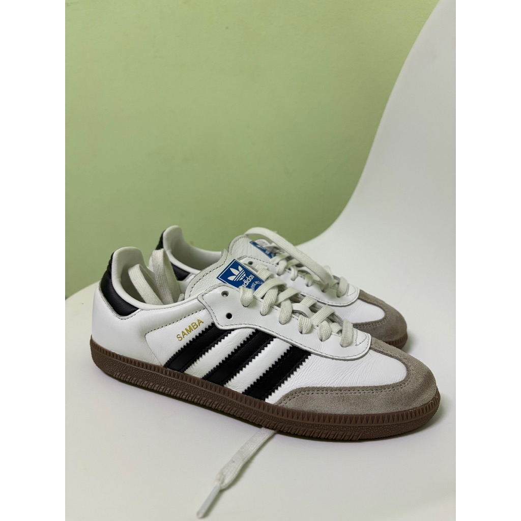 Adidas Samba ⚫️⚪️ มือสอง ของแท้ 💯% ค่ะ