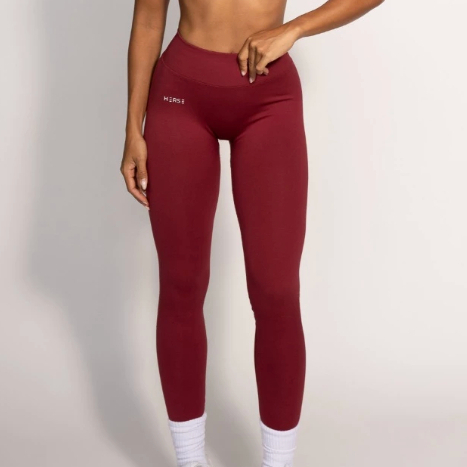 ส่งต่อ Herse Cinta Leggings เลกกิ้งก้นเด้ง จั๊มก้น แดงเชอรี่ size L