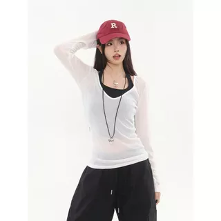 เสื้อสายเดี่ยวแขนยาวคอ halter ป้องกันแสงแดด ดีไซน์น่ารัก แบรนด์ดังสำหรับฤดูร้อน เรียบง่ายและเก๋ไก๋ เหมาะสำหรับใส่ลำลอง