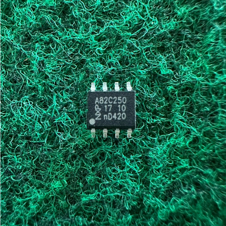 PCA82C250 A82C250 , PCA82C251 A82C251 , จำนวน 1 ตัว