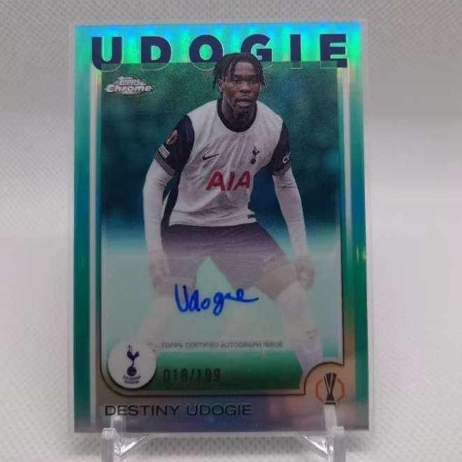Topps Chrome UCC 24/25 - Destiny Udogie - Tottehham Hotspur - Base Autograph Aqua /199