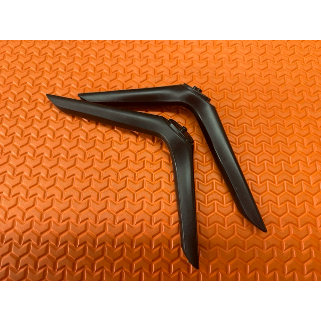 ขาตั้งทีวีSAMSUNG รุ่น 43AU7002KXXT