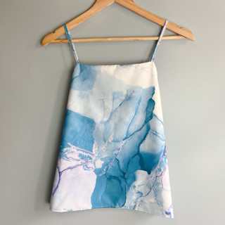 เสื้อสายเดี่ยว ผ้าไหมอิตาลี พิมพ์ลาย คอเหลี่ยม