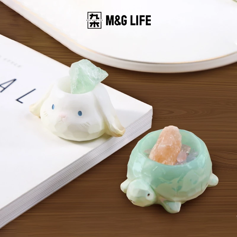 M&G LIFE x Thingswoo Animal Crystal Blind Box กล่องสุ่มคริสตัลรูปสัตว์สำหรับตกแต่งโต๊ะทำงาน
