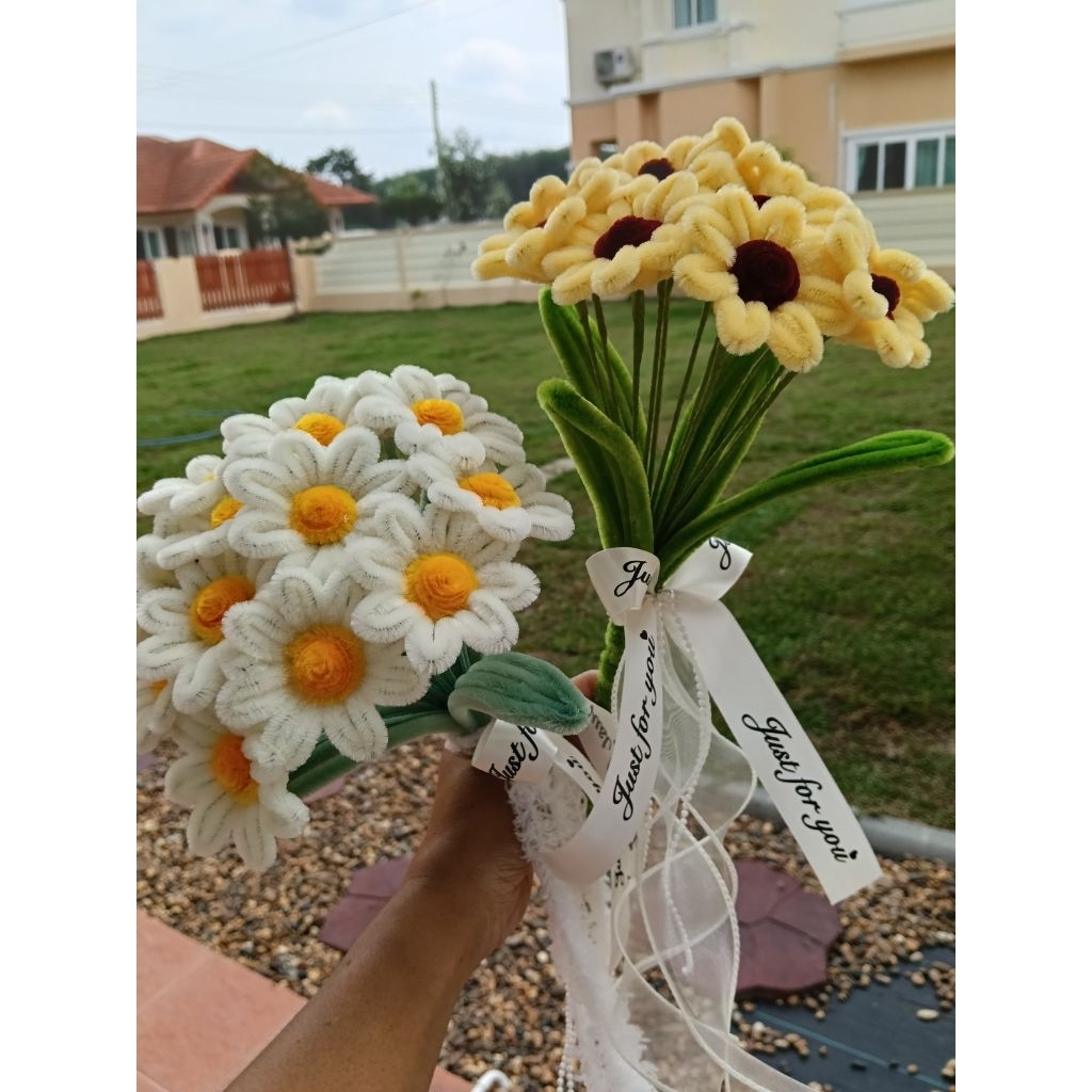 [Handmade] พร้อมส่ง ช่อดอกเดซี่ลวดกำมะหยี่ งานประณีต ช่อเดซี่ลวดกำมะหยี่ พร้อมโบว์พรีเมียม ของขวัญดอกไม้