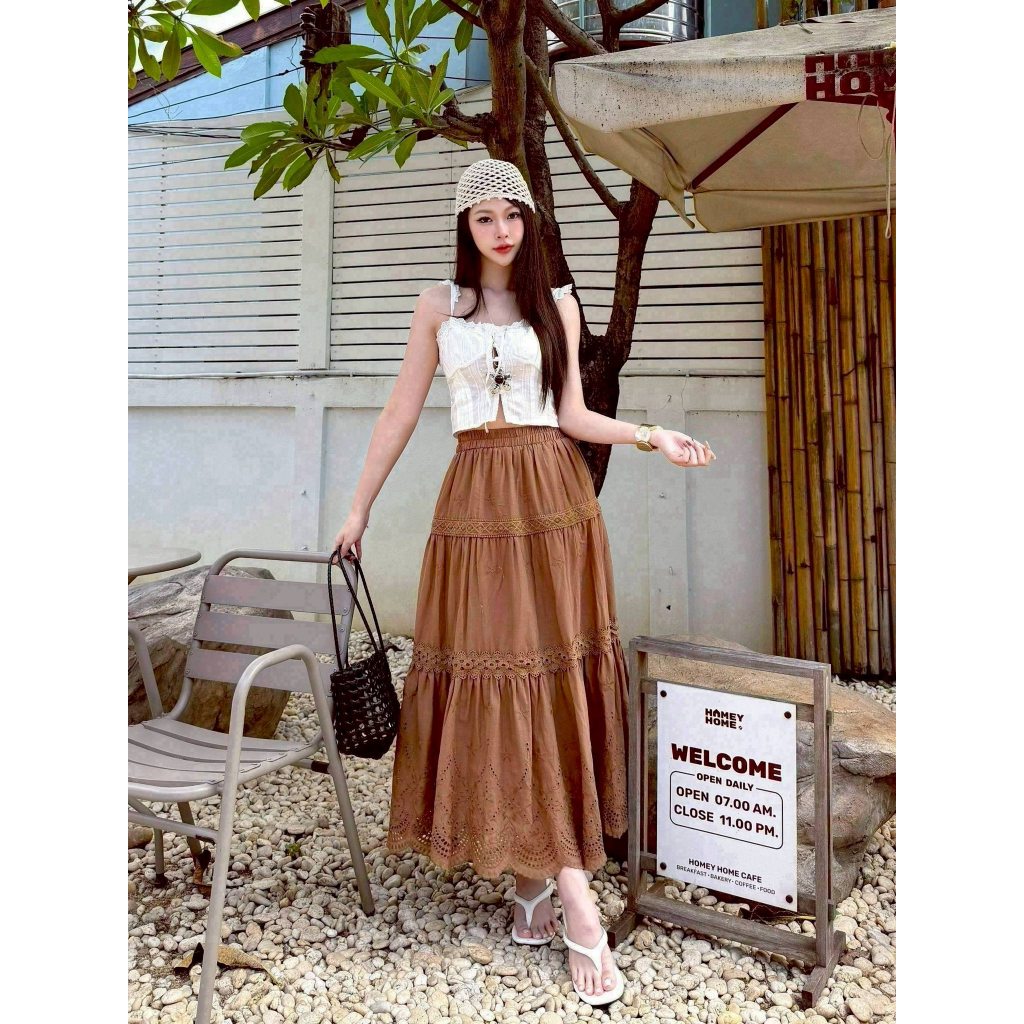 1141 กระโปรงแฟชั่นแต่งฉลุ