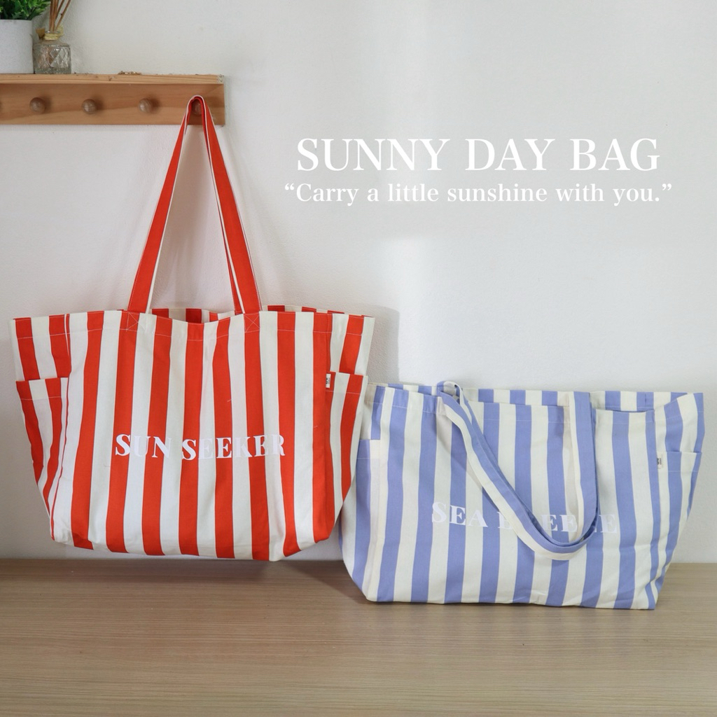 Sunny Day Bag กระเป๋าผ้าแคนวาสใบใหญ่ กระเป๋า summer ไปทะเล ลายทาง 2 สี พร้อมส่ง made in Thailand