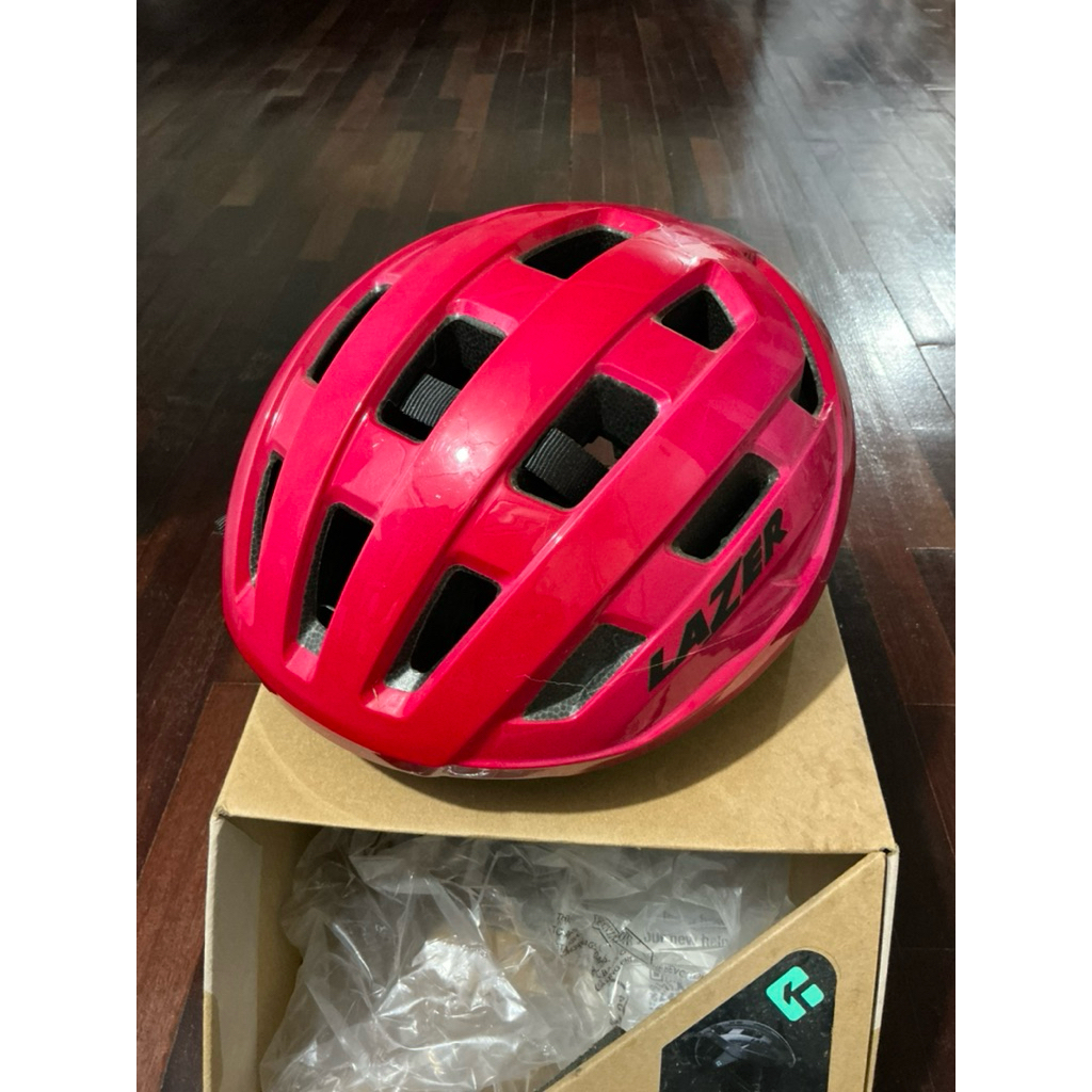 หมวกจักรยาน LAZER รุ่นTEMPO Kineticore สินค้าลดราคา “สีซีด” LAZER TEMPO Kineticore bicycle helmet -o