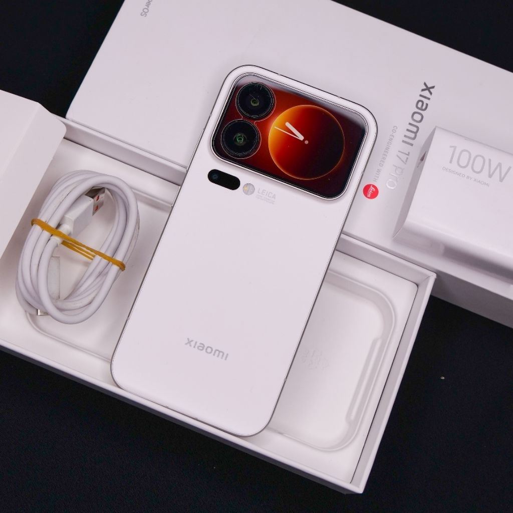 Xiaomi 17Pro Ram12/256GB ครบกล่อง สภาพดี ใช้งานปกติหมด