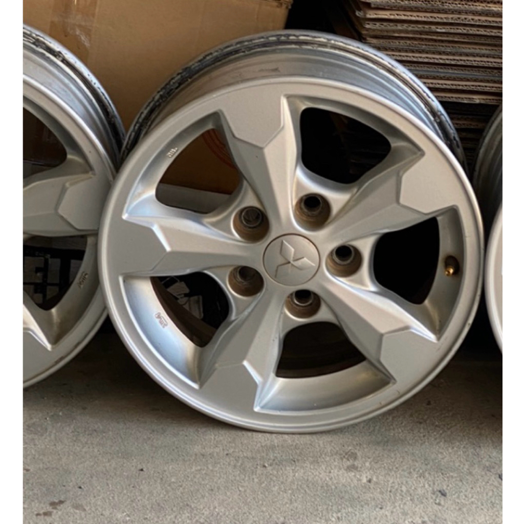 ล้อแม็กซ์ Mitsubishi triton ขอบ15 5รู114 ราคาต่อวง ซื้อแยกวงได้