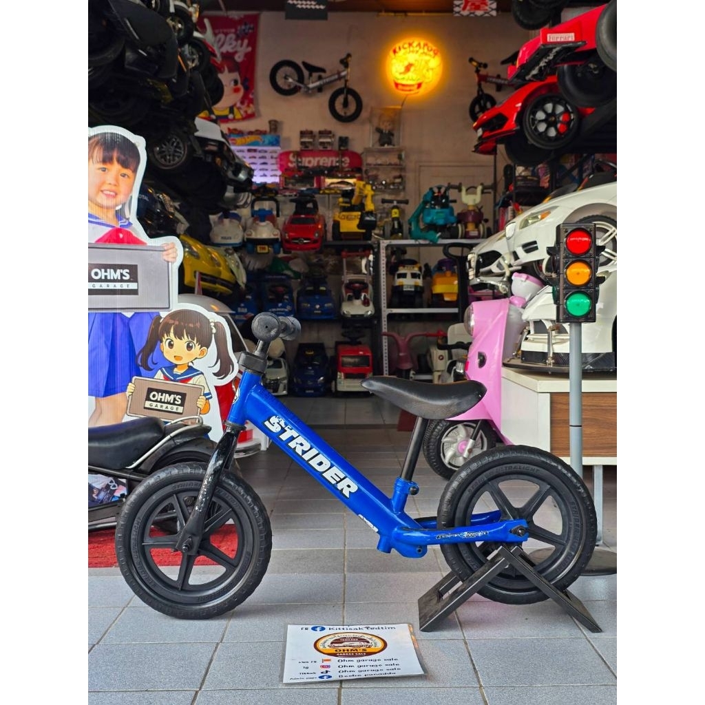 Lot.2 จักรยานขาไถ STRIDER สีน้ำเงิน แท้มือสองตู้ญี่ปุ่น