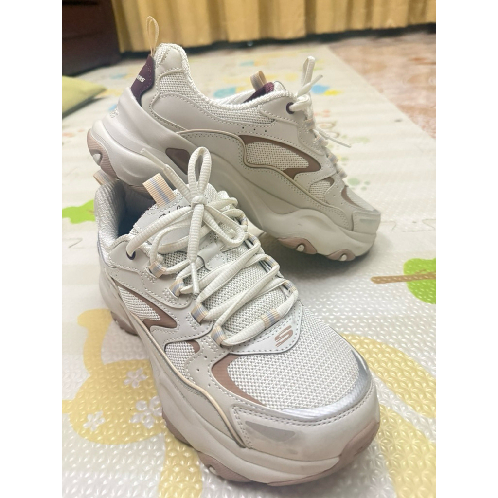 ส่งต่อSkechers Women D'lites 5.0 Sport Shoes