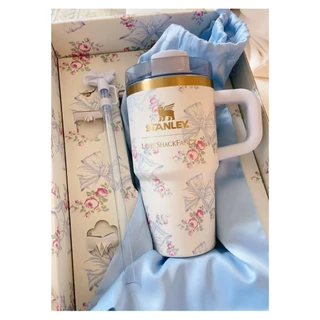 Stanley 40oz LoveShackFancy แก้วน้ำ 1200ml เก็บร้อนเย็น มีหูจับ พร้อมส่ง