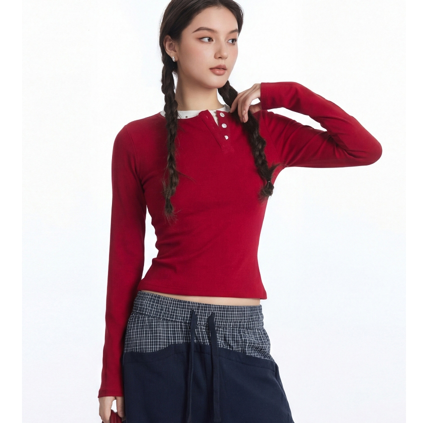 (พร้อมส่ง) Clothestoryy -  Merry Top เสื้อยืดแขนยาวคอกลม เลเยอร์ 2 ชั้น ทรงเข้ารูป *เย็บติดกัน*