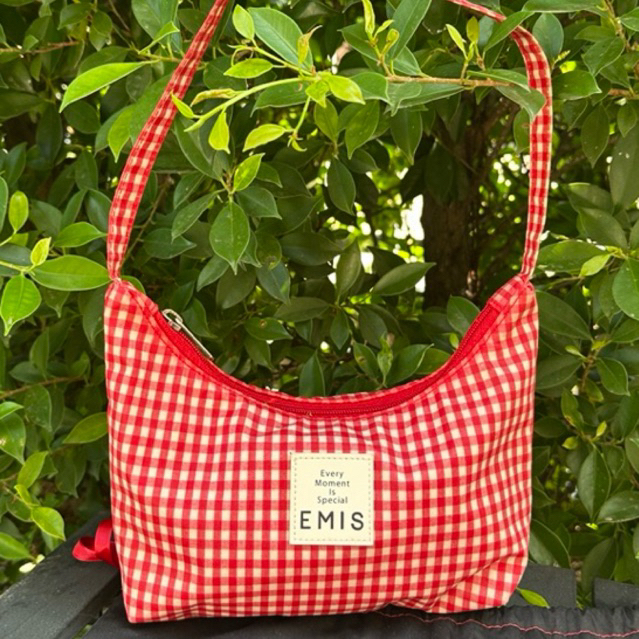 ส่งต่อกระเป๋า Emis แท้